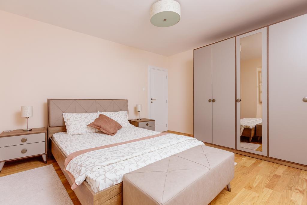 Old Town Museum Square Apartment Котор Екстер'єр фото
